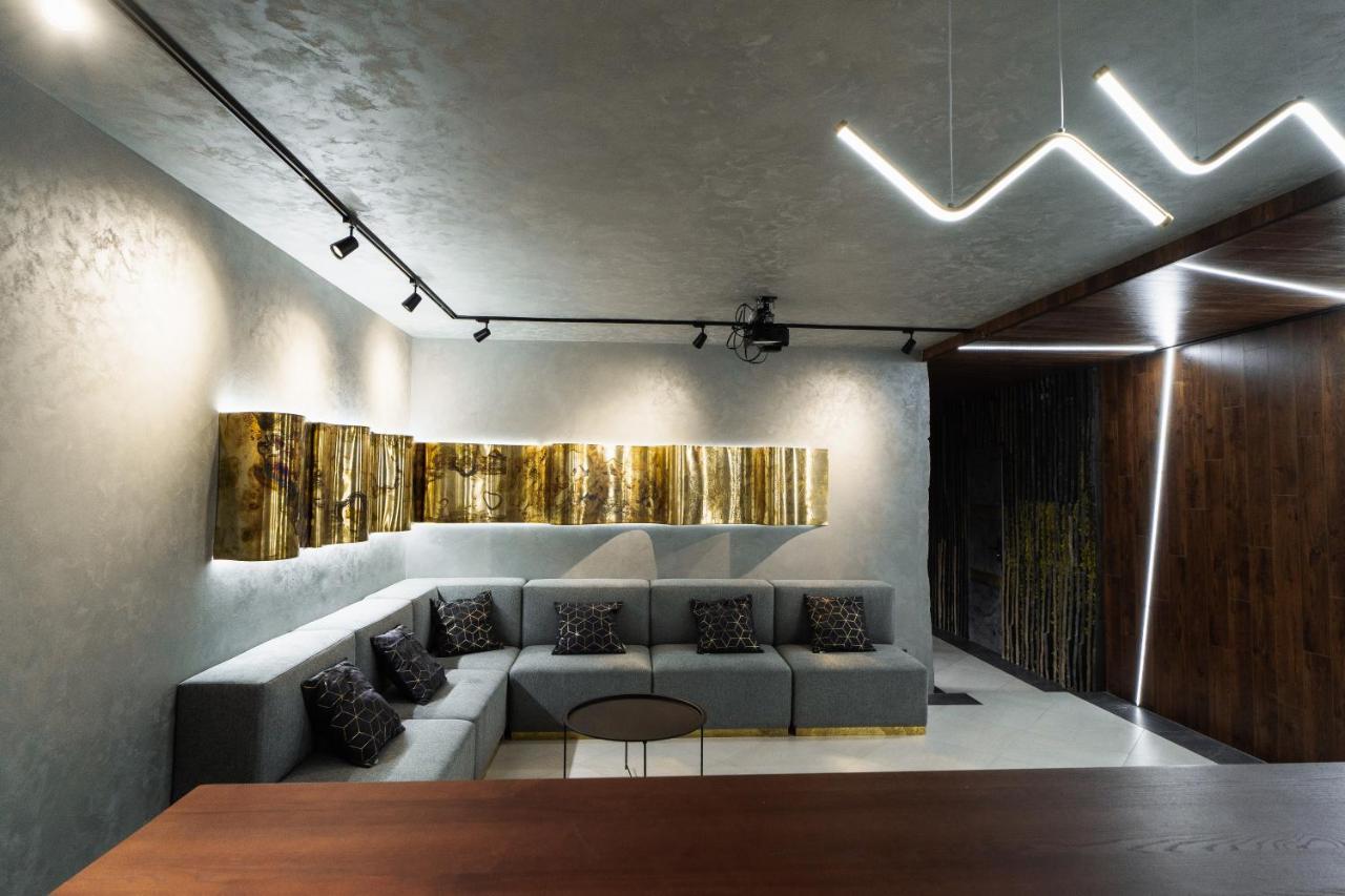 Sofa Boutique Hotel & Spa Суми Екстериор снимка