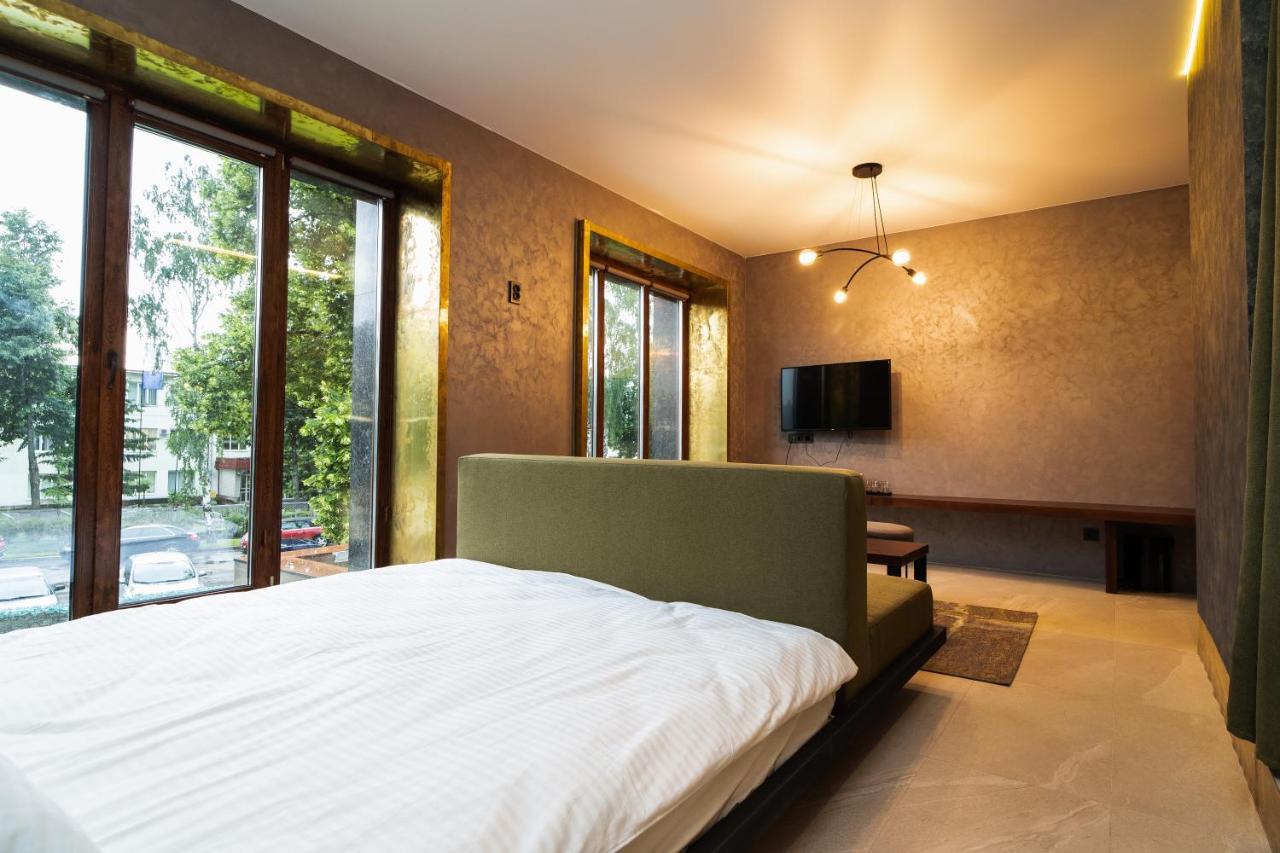 Sofa Boutique Hotel & Spa Суми Екстериор снимка