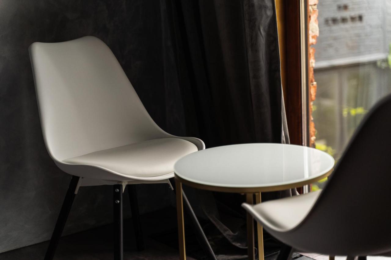 Sofa Boutique Hotel & Spa Суми Екстериор снимка